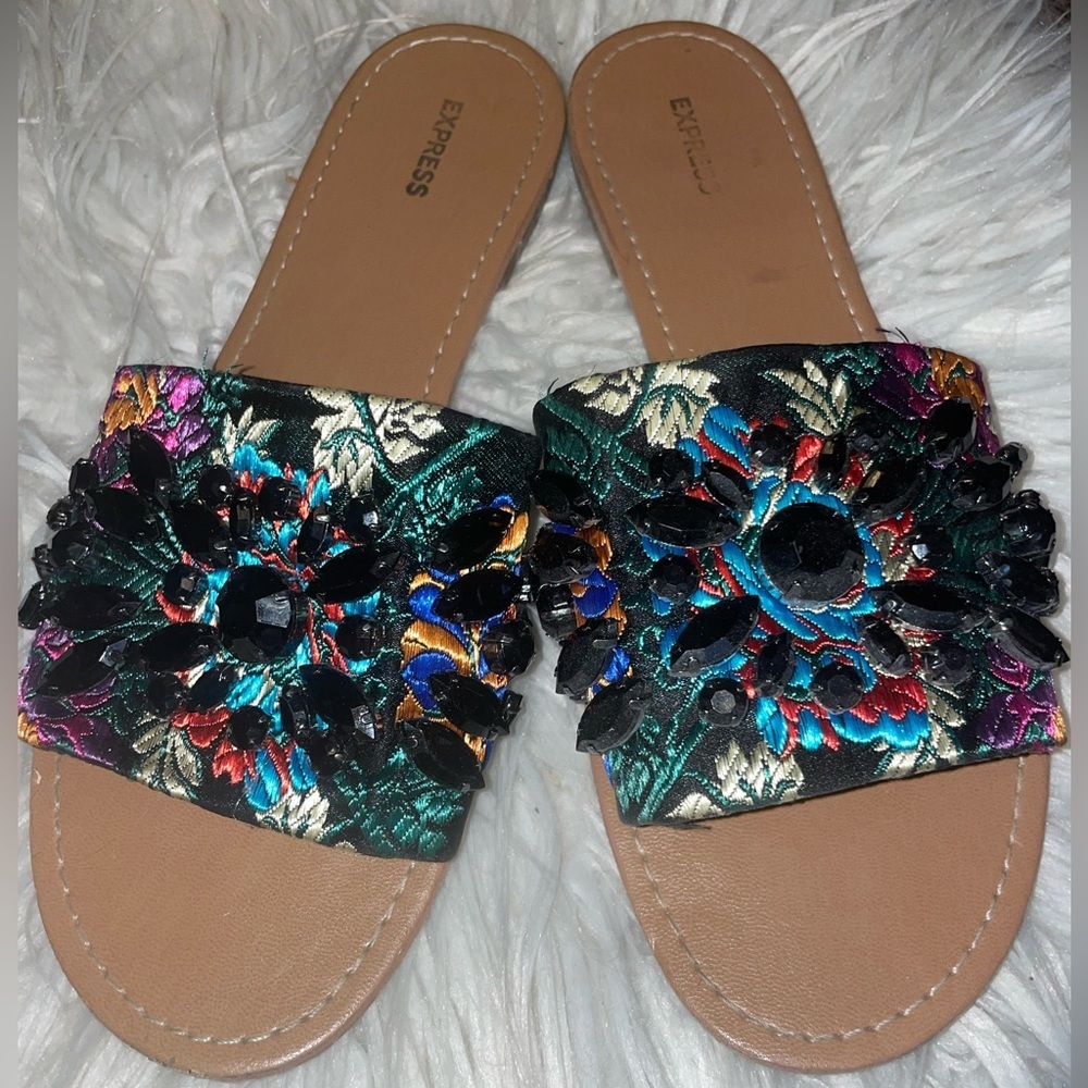 Sandals - Picture 4 of 4